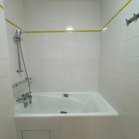Apartment Marais, Sainte-croix Bretonnerie - 6 Places Paris