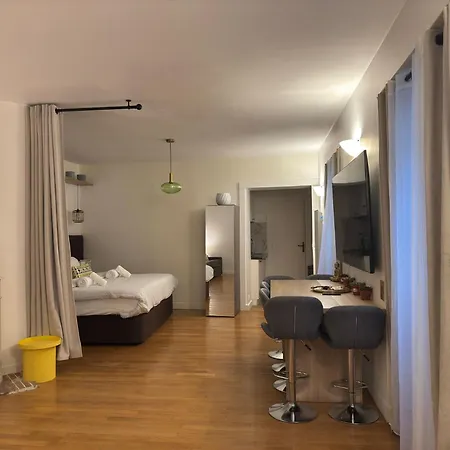 Marais, Sainte-croix Bretonnerie - 6 Places Apartment *
