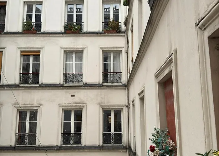 Marais, Sainte-croix Bretonnerie - 6 Places